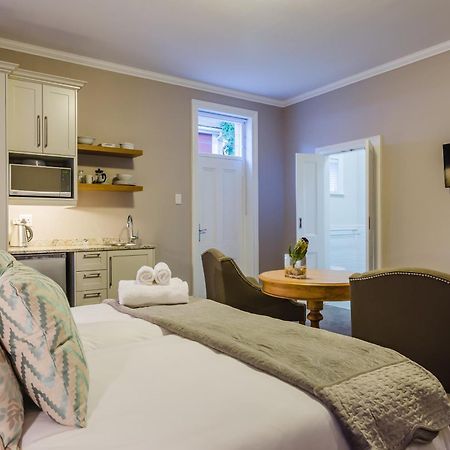 Bonne Esperance Studio Apartments สเตลเลนบอช ภายนอก รูปภาพ