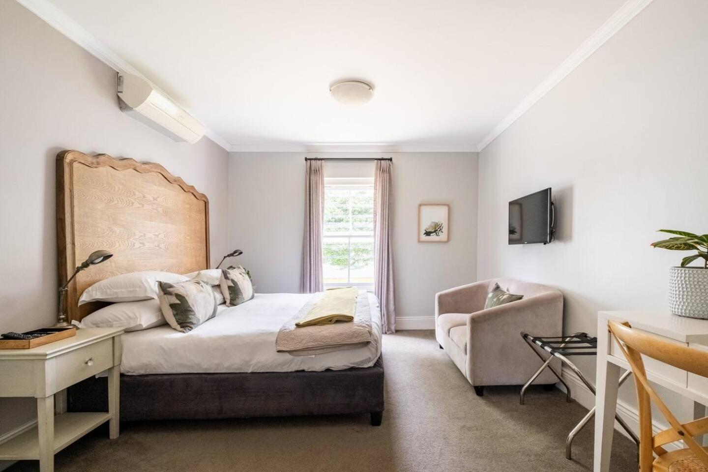 Bonne Esperance Studio Apartments สเตลเลนบอช ภายนอก รูปภาพ
