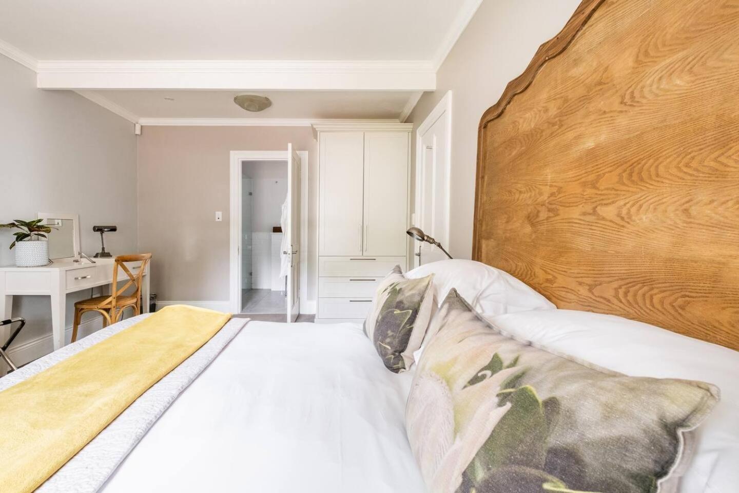 Bonne Esperance Studio Apartments สเตลเลนบอช ภายนอก รูปภาพ