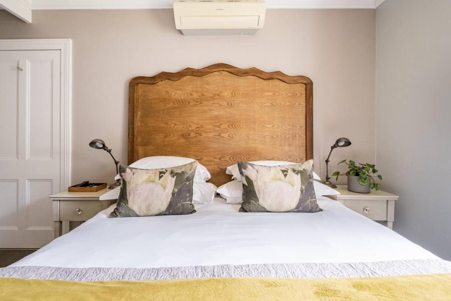 Bonne Esperance Studio Apartments สเตลเลนบอช ภายนอก รูปภาพ